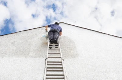 Peinture extérieure à Huelgoat — façades et ravalement